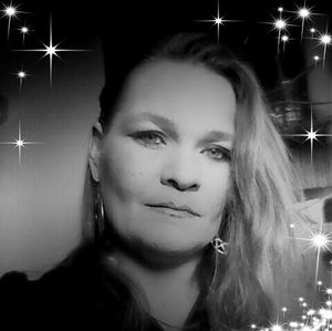 Meet your Posher, Sabrina